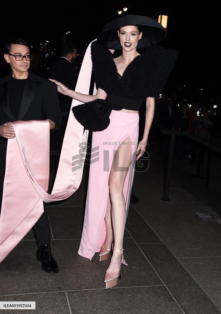 CFDA Fashion Awards Outside Arrivals - NYC