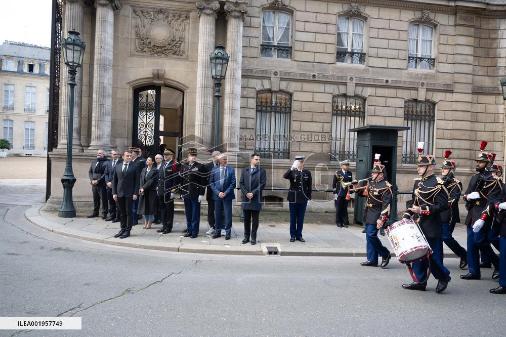 Elysee Brings Back Public Changing Of Guard - Paris