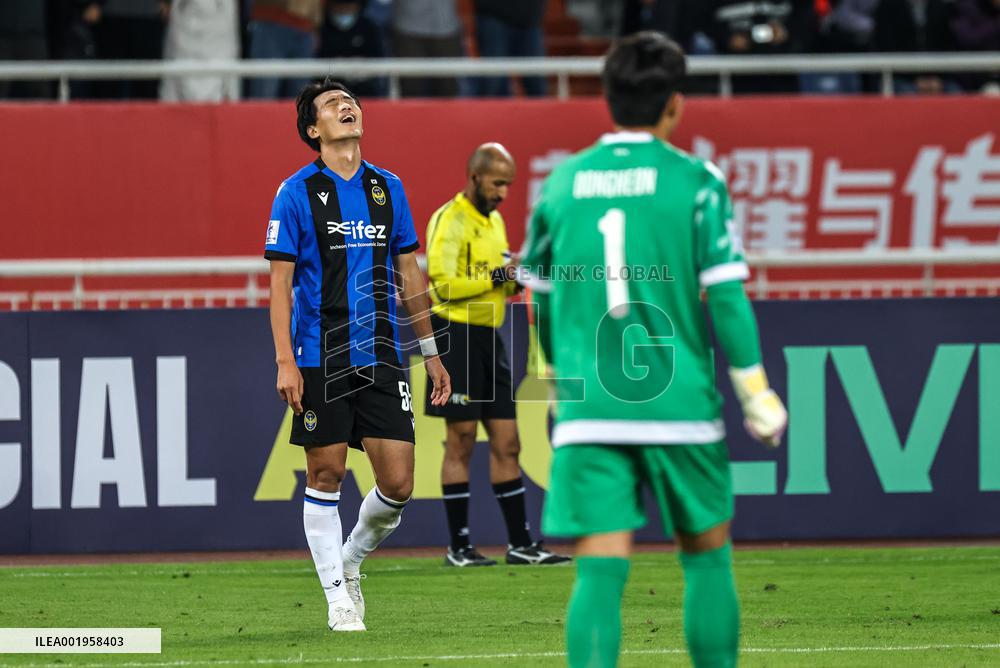 (SP)CHINA-JINAN-FOOTBALL-AFC CHAMPIONS LEAGUE-SHANDONG TAISHAN VS INCHEON UNITED (CN)