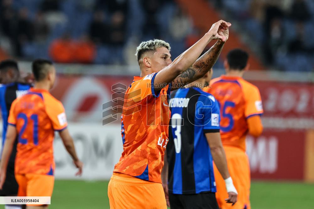 (SP)CHINA-JINAN-FOOTBALL-AFC CHAMPIONS LEAGUE-SHANDONG TAISHAN VS INCHEON UNITED (CN)
