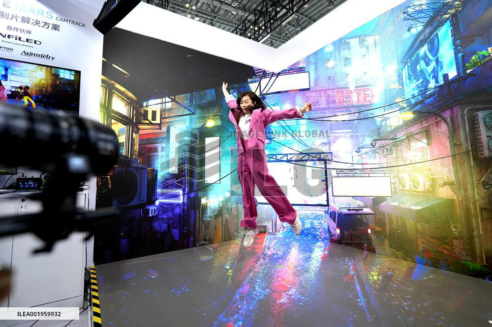 (CIIE)CHINA-SHANGHAI-CIIE-AI (CN)