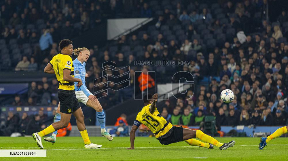 (SP)BRITAIN-MANCHESTER-FOOTBALL-UEFA CHAMPIONS LEAGUE-MANCHESTER CITY VS BSC YOUNG BOYS