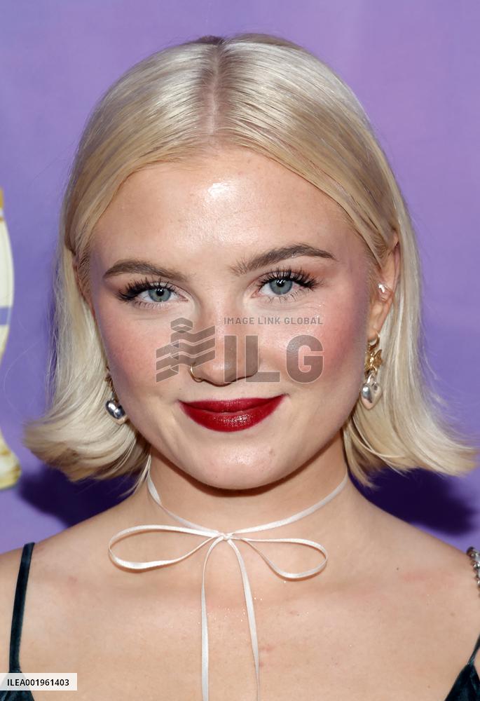 Holiday Twist Premiere - LA