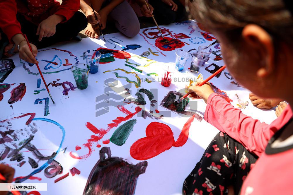 (FOCUS) MIDEAST-GAZA-PALESTINIAN-ISRAELI CONFLICT-CHILDREN