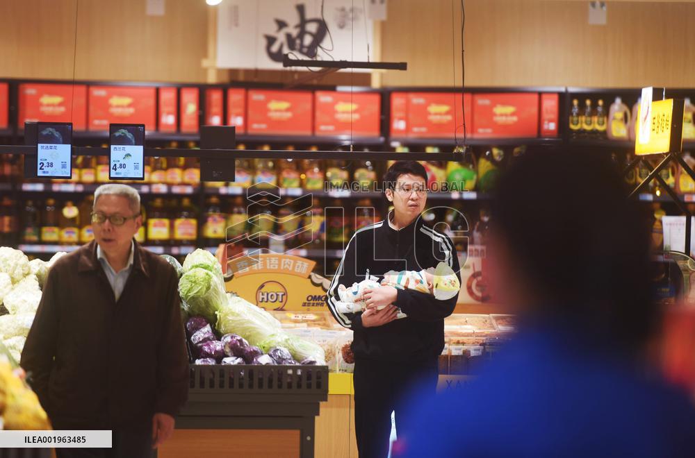 Customers Shop at A Supermarket in Hangzhou