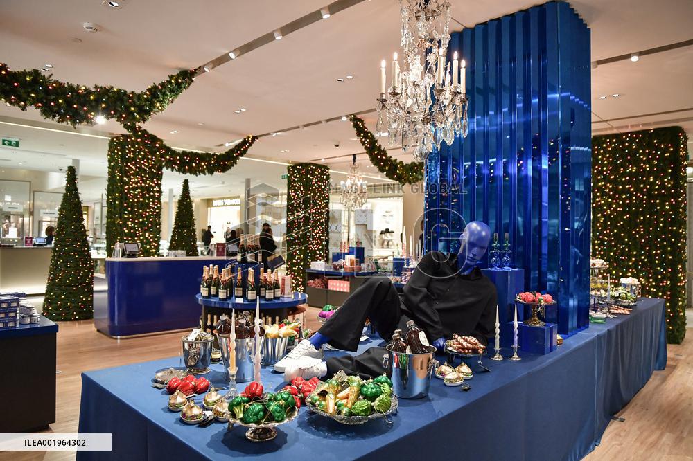 La Samaritaine XMas Windows Unveiling - Paris