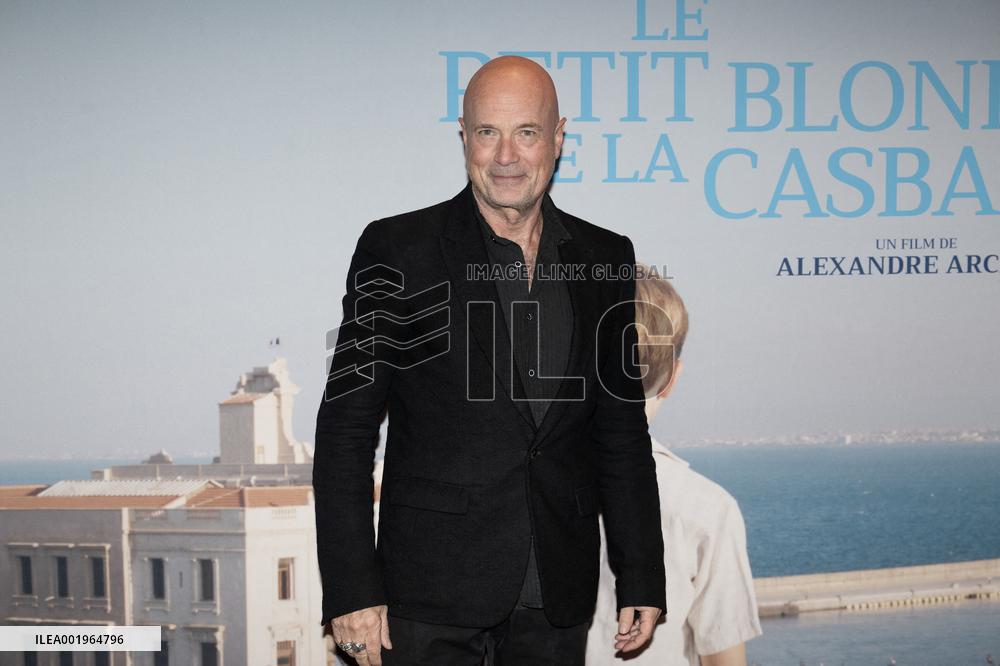 Le Petit Blond De La Casbah Premiere - Paris