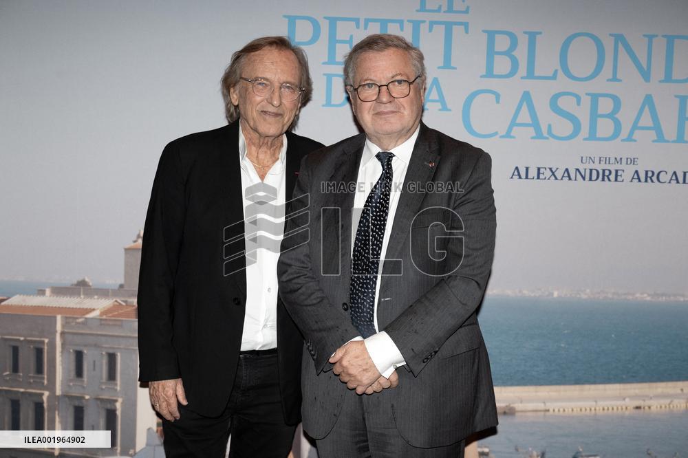Le Petit Blond De La Casbah Premiere - Paris