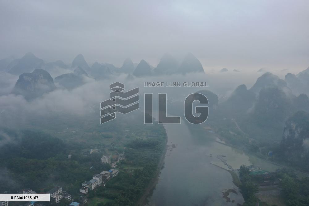 Lijiang River Scenery in Guilin