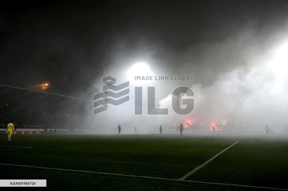 Jalkapallo: Konferenssiliiga, G-lohko, klo 19.45 HJK-Eintracht Frankfurt, Saksa