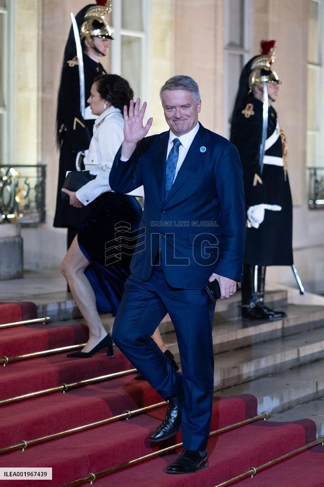 Peace Forum Diner at the Elysee Palace - Paris
