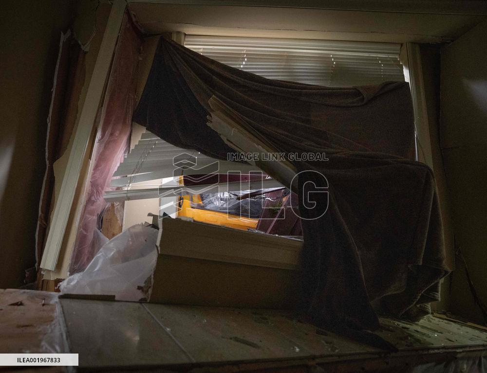 School Bus Crashes Into A Home - Canada