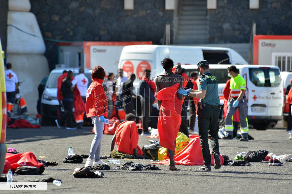 Boat Carrying 81 Migrants Arrives In Canary Islands