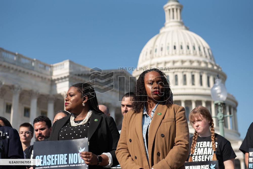 Veterans For Ceasefire Press Conference - Washington