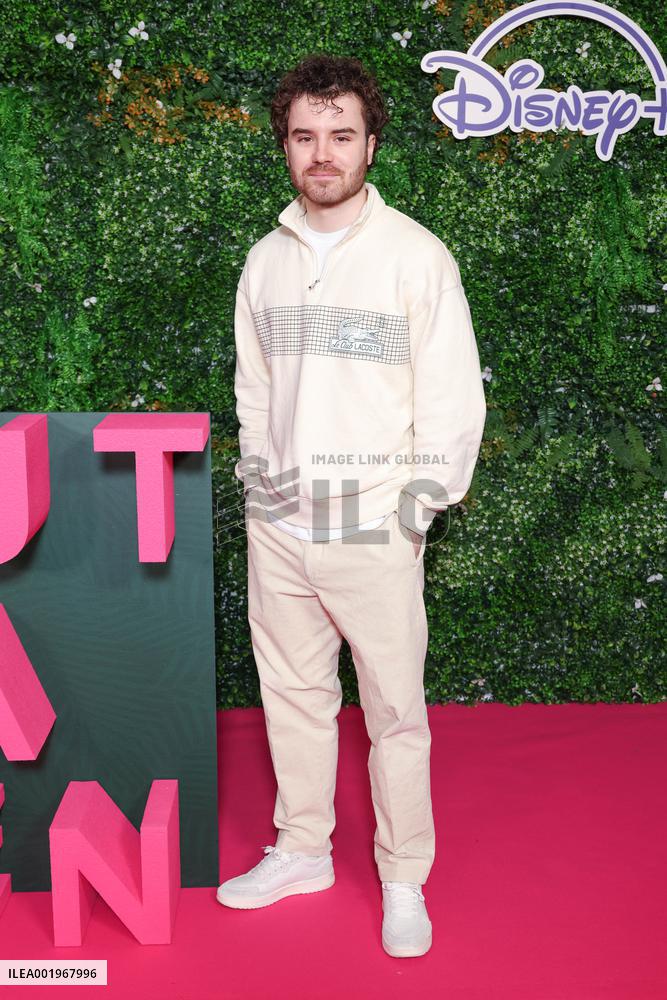 Tout Va Bien Premiere - Paris