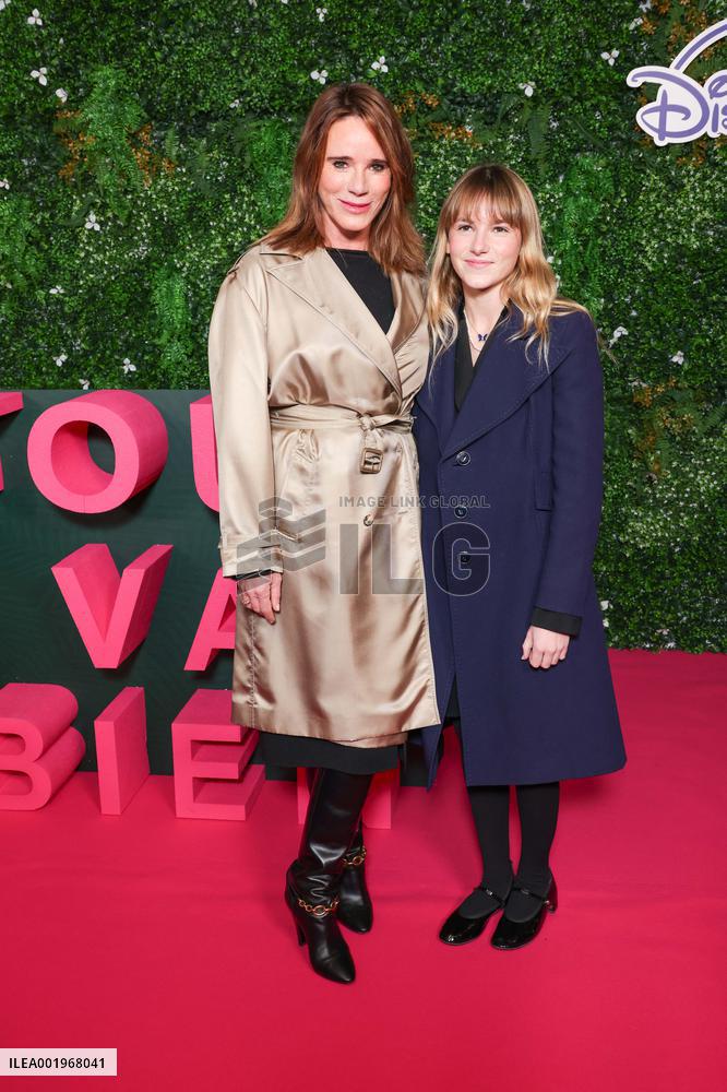 Tout Va Bien Premiere - Paris