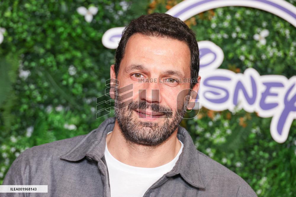 Tout Va Bien Premiere - Paris