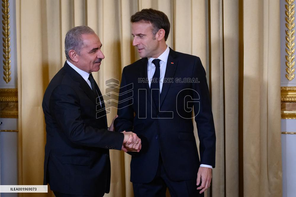 Peace Forum Dinner At The Elysee Palace - Paris