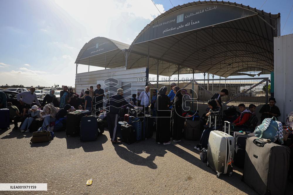 MIDEAST-GAZA-PALESTINIAN-ISRAELI CONFLICT-RAFAH CROSSING