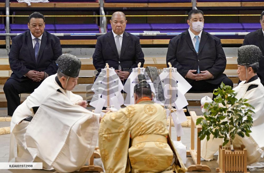 Ritual ahead of Kyushu Grand Sumo Tournament