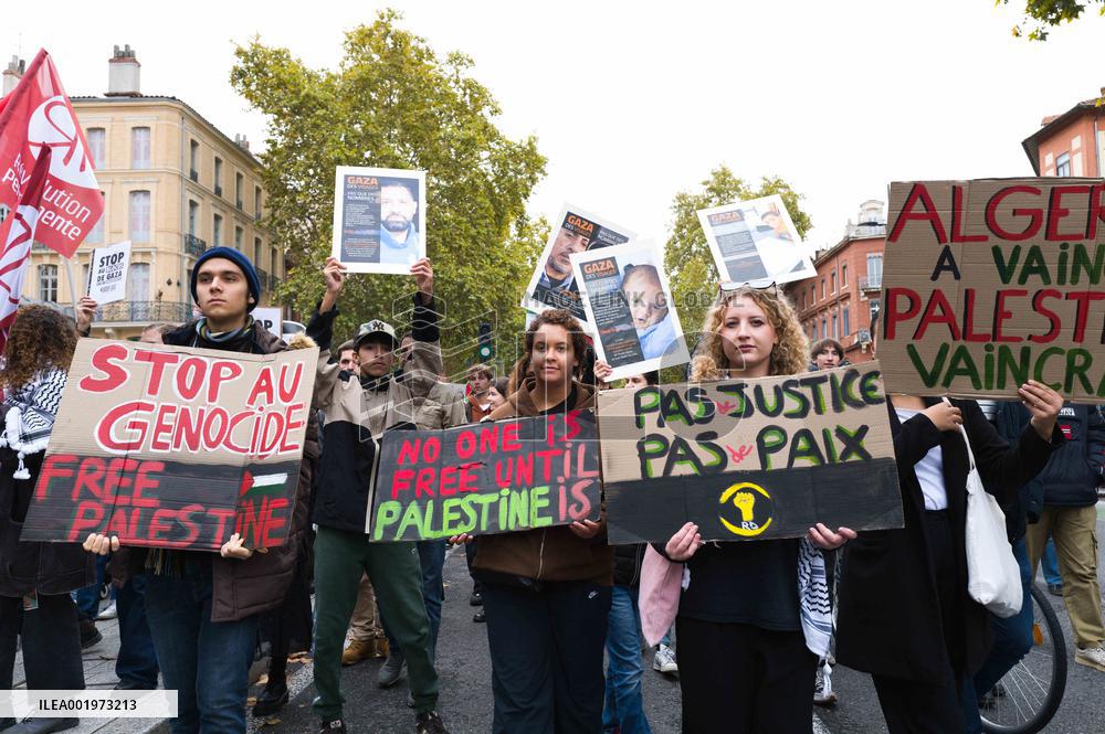 Demonstration for peace in Gaza in Toulouse