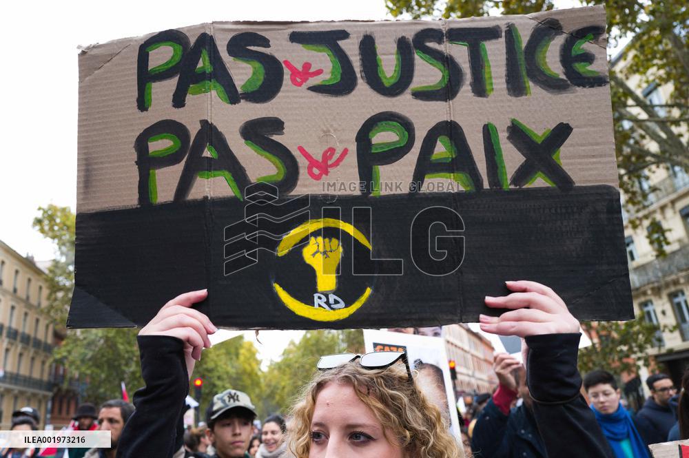 Demonstration for peace in Gaza in Toulouse