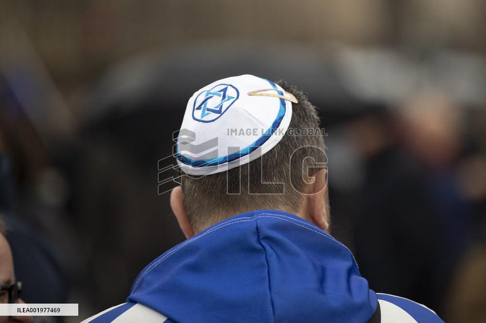 March against anti-Semitism in Paris