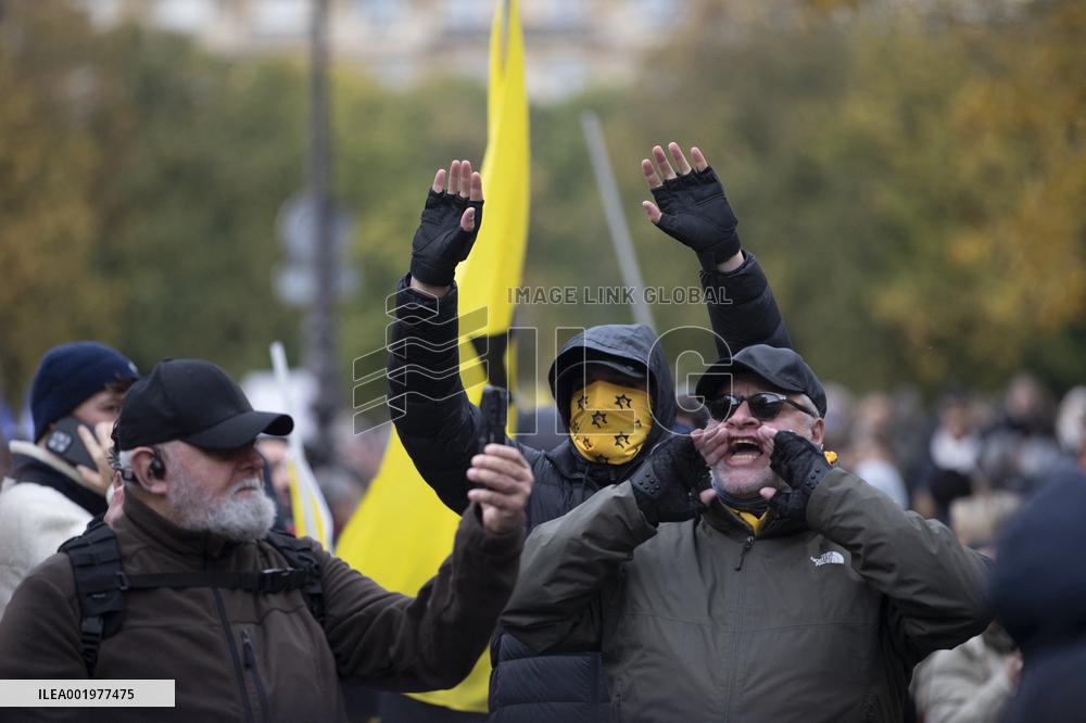 March against anti-Semitism in Paris