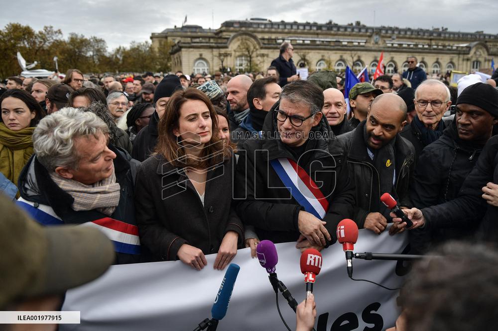 March against anti-Semitism in Paris