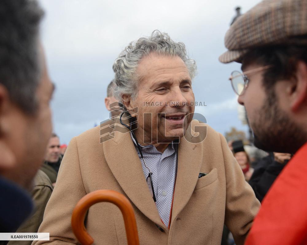 March against anti-Semitism in Paris