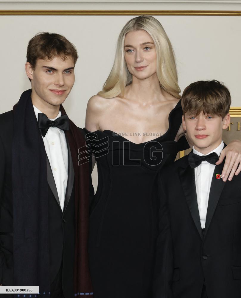 Netflix' The Crown Season 6 Premiere - LA