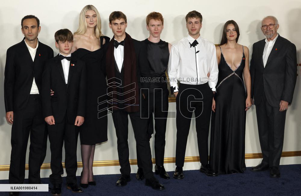 Netflix' The Crown Season 6 Premiere - LA