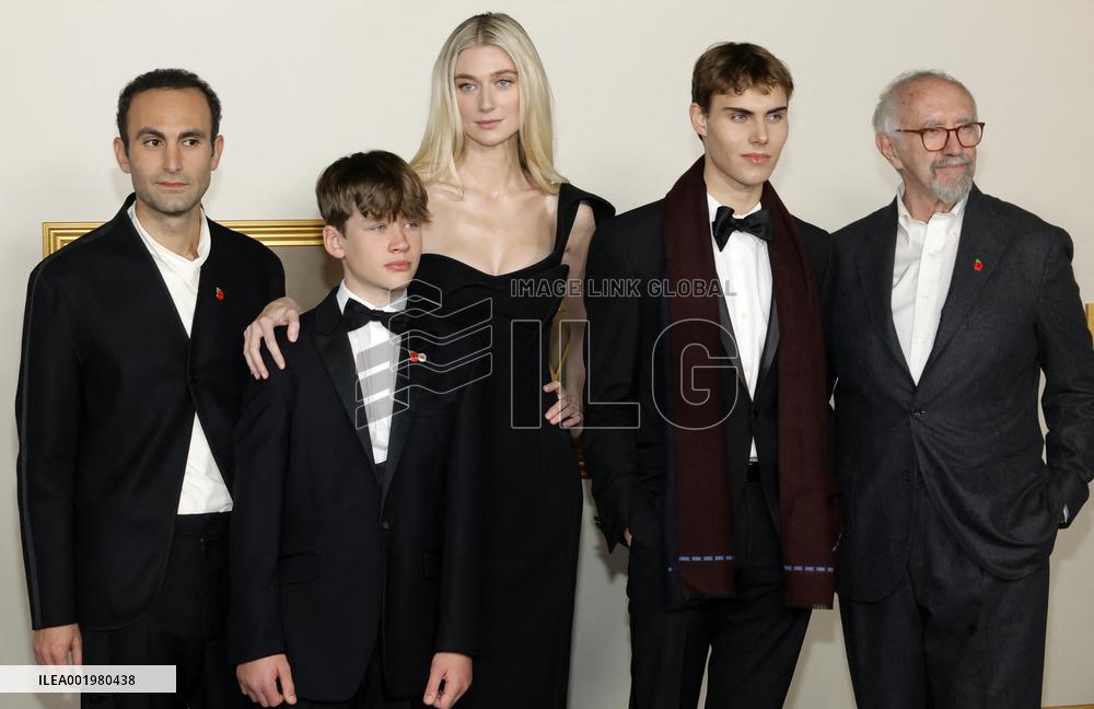 Netflix' The Crown Season 6 Premiere - LA