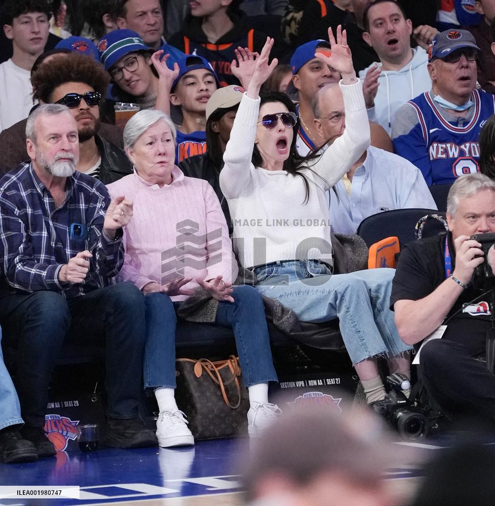 Anne Hathaway At The Knicks Game - NYC