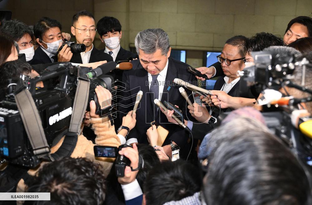 Japanese senior vice finance minister resigns