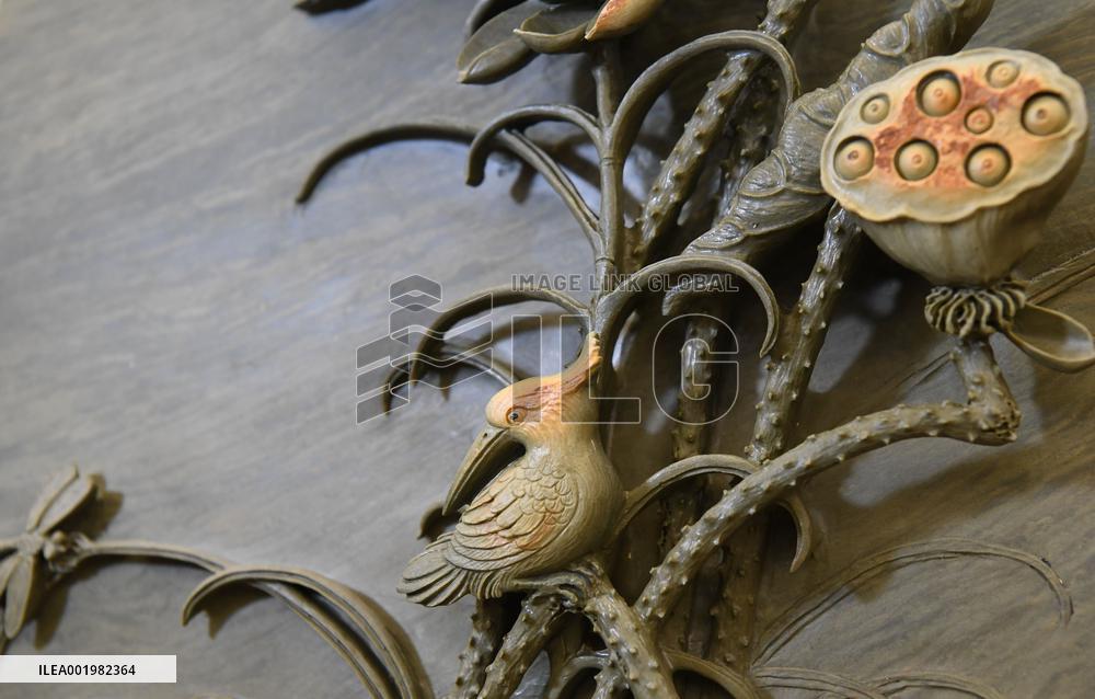 (MASTER OF CRAFTS) CHINA-GUANGDONG-ZHAOQING-DUAN INKSTONE-INHERITOR (CN)