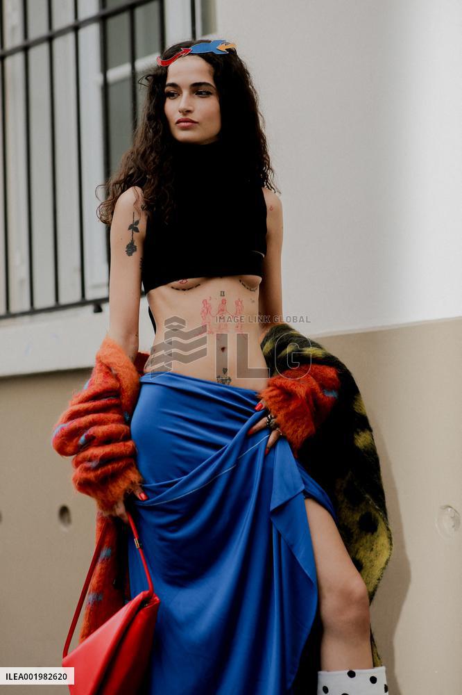 PFW - Street Style