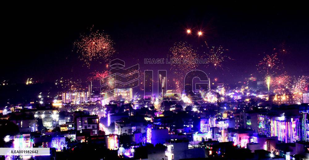 INDIA-BHOPAL-DIWALI FESTIVAL CELEBRATION-FIREWORKS