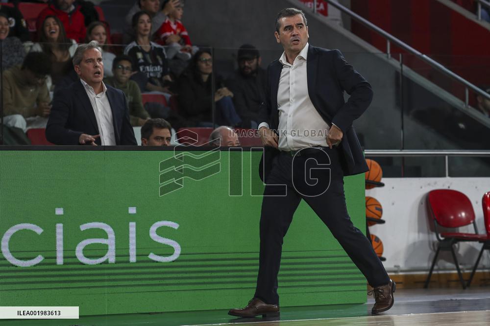 Basketball - Benfica vs Hapoel
