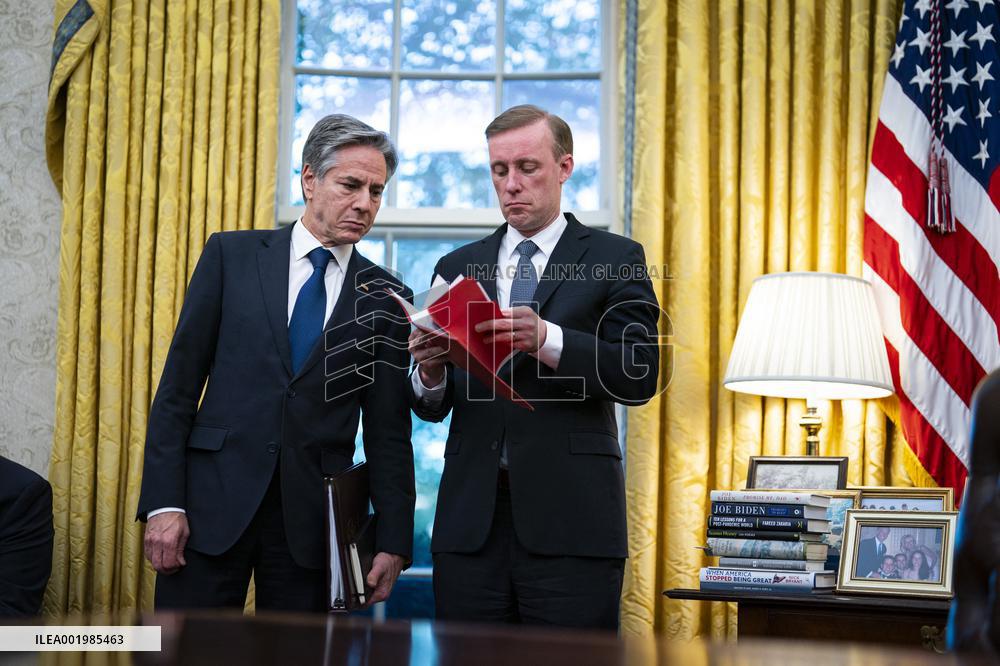 Biden Signs Memorandum On Women's Health Research - Washington