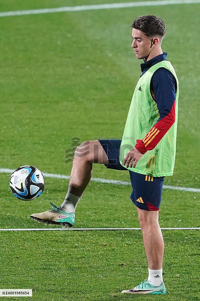 National Football Team Training - Spain