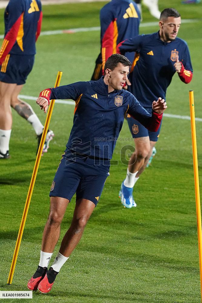 National Football Team Training - Spain