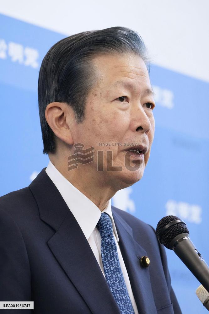 Komeito chief Yamaguchi at press conference