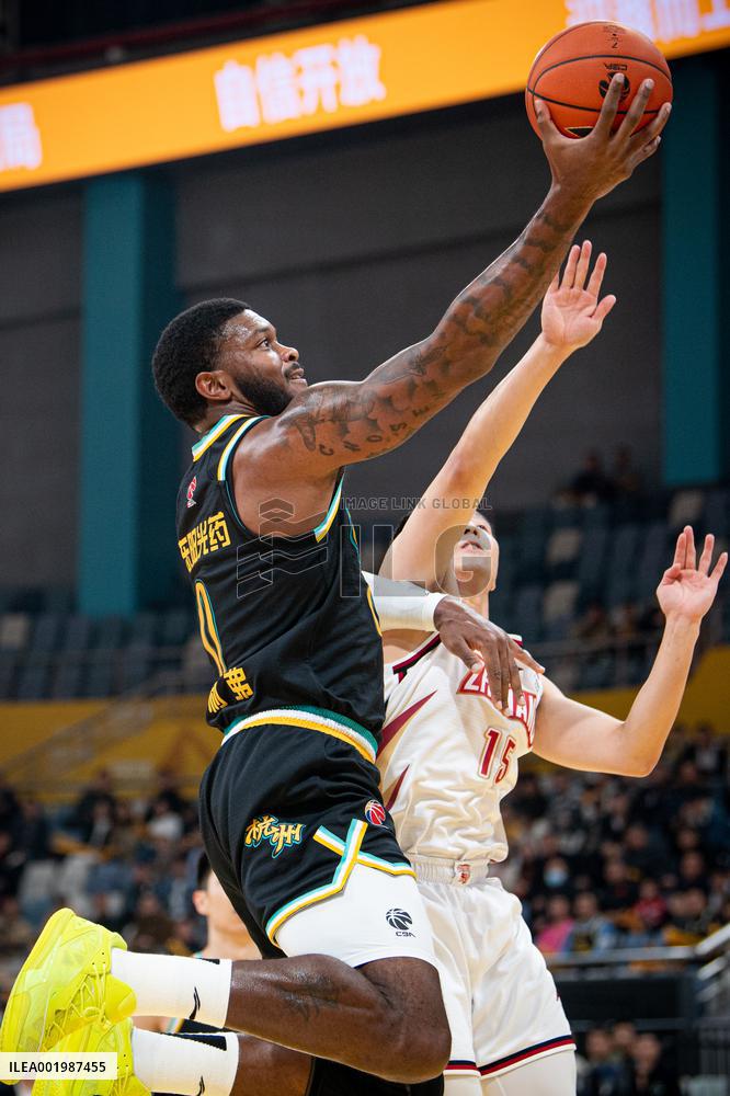 (SP)CHINA-HANGZHOU-BASKETBALL-CBA LEAGUE-ZJ LIONS VS ZJ GOLDEN BULLS (CN)
