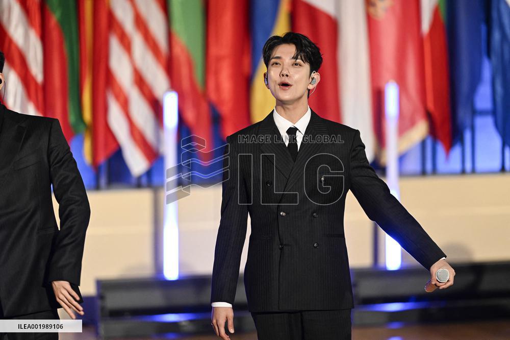 K-Pop Boy Band Seventeen At The UNESCO - Paris | Imagelinkglobal