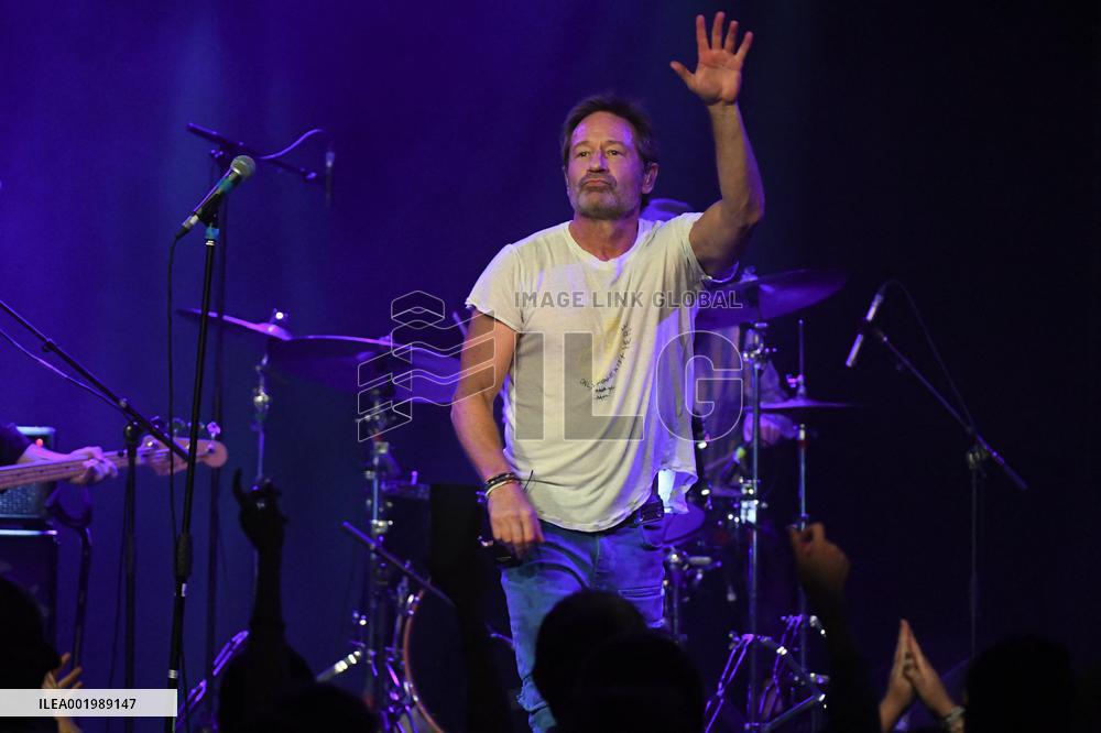 David Duchovny Live - Paris