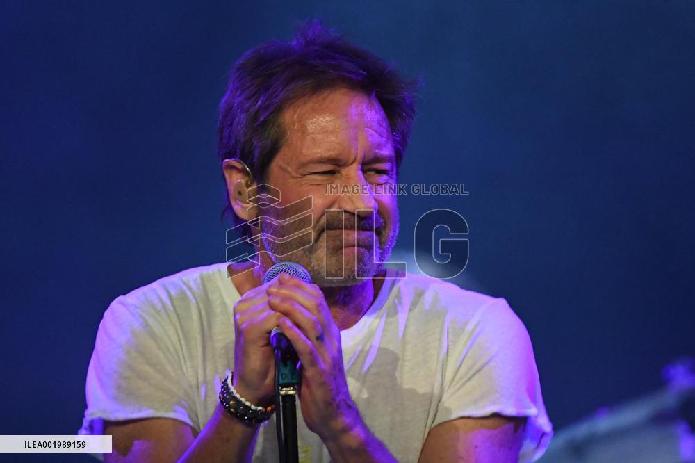 David Duchovny Live - Paris