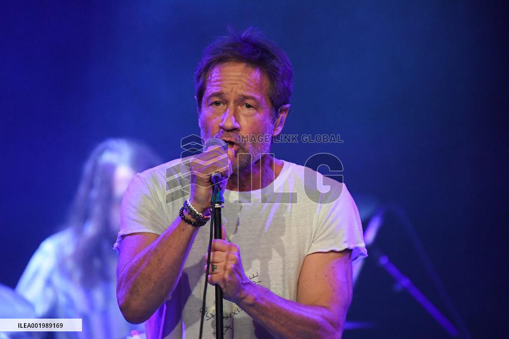David Duchovny Live - Paris