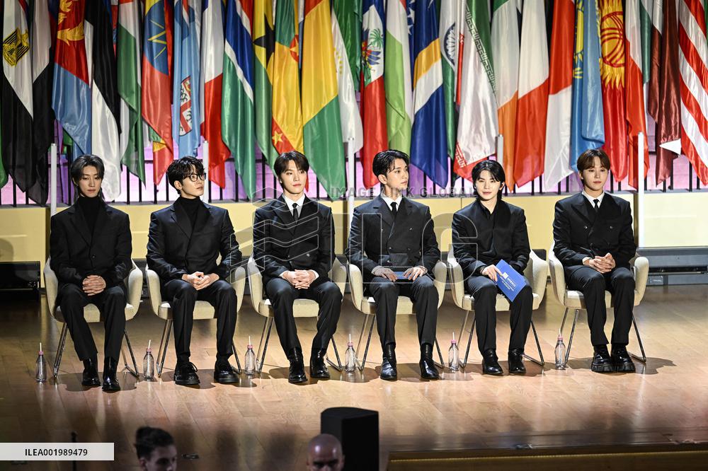 K-Pop Boy Band Seventeen At The UNESCO - Paris