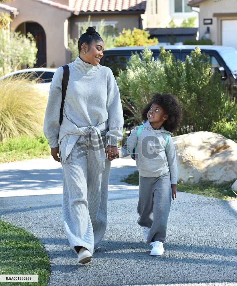 Gabrielle Union And Daughter Out - LA